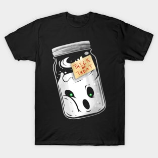 Trick Or Treat Spirit Ghost In Jar Halloween T-Shirt